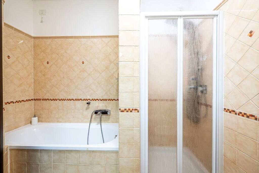 Leopolda Apartment Free Wi-Fi Florencia Exterior foto